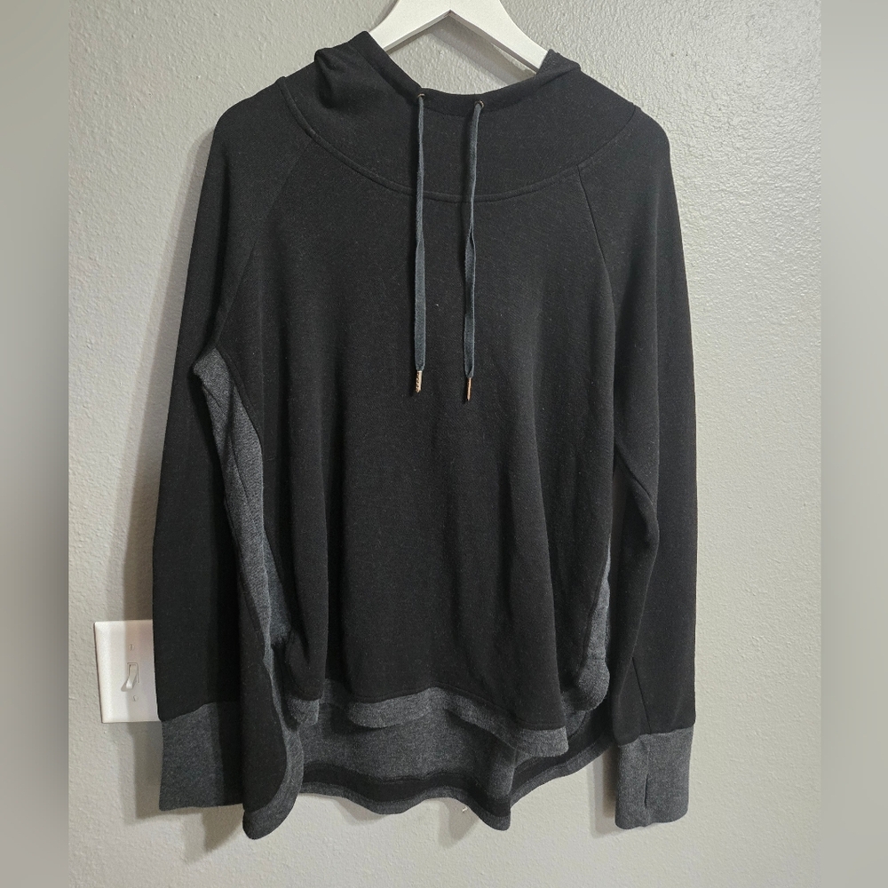 Keren Heart Black & Grey Hoodie with Thumbholes Size XL